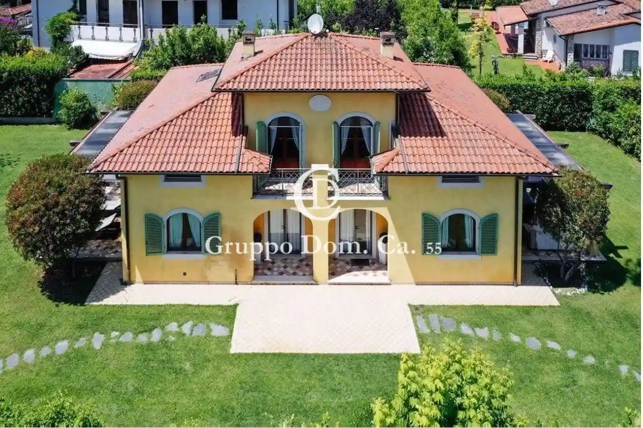 Villa in vendita a Forte dei Marmi