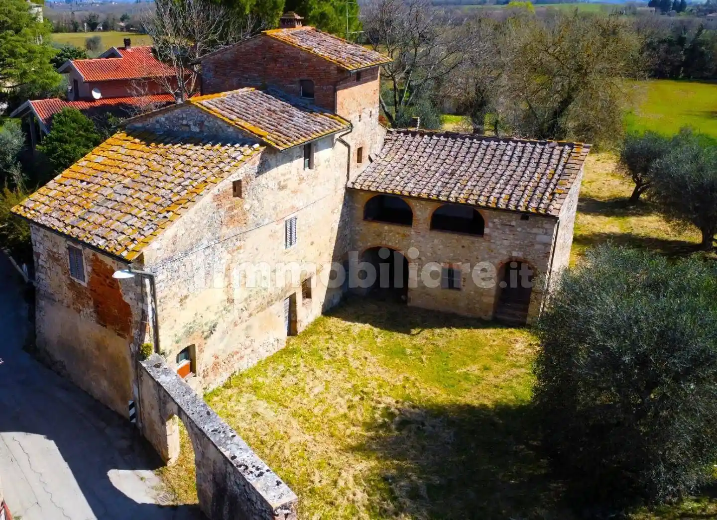 Rustico - Casale in vendita a Colle di Val d'Elsa