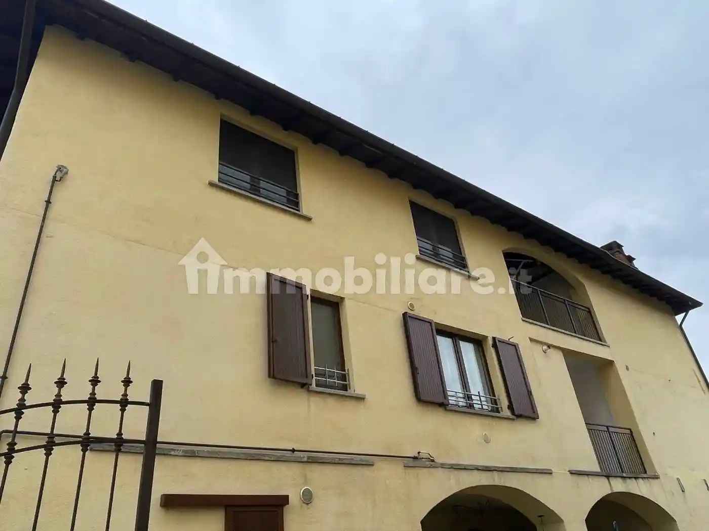 Appartamento in vendita a Cuvio