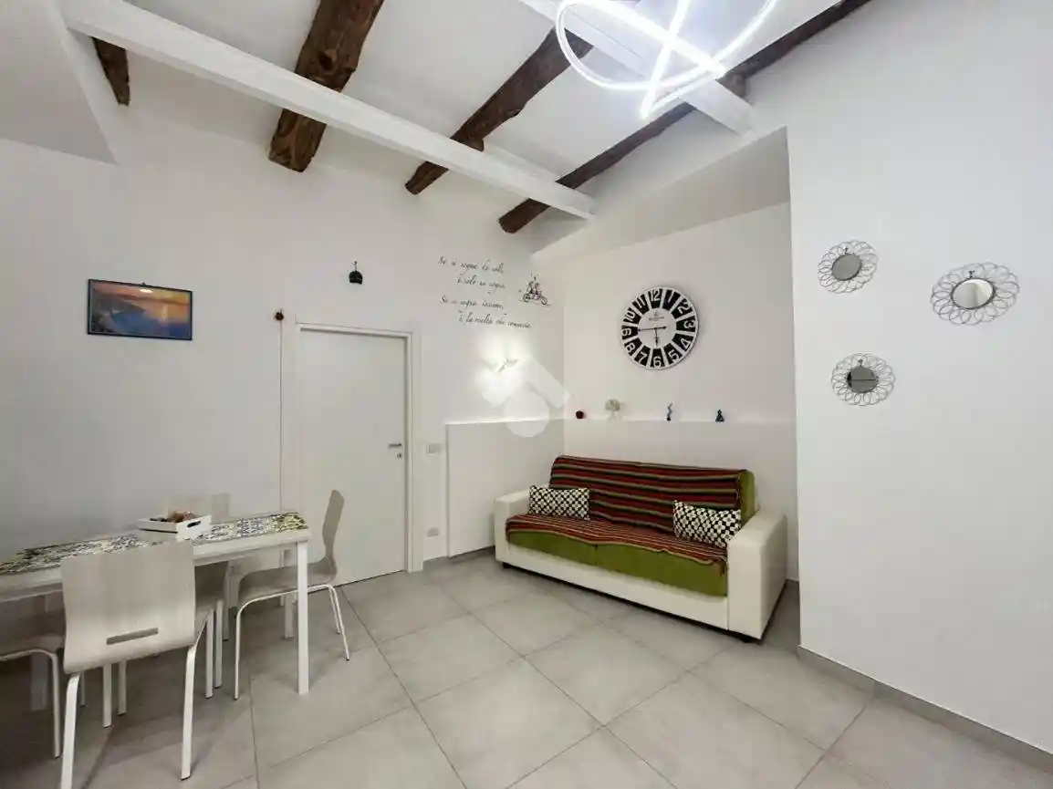 Appartamento in affitto a Napoli