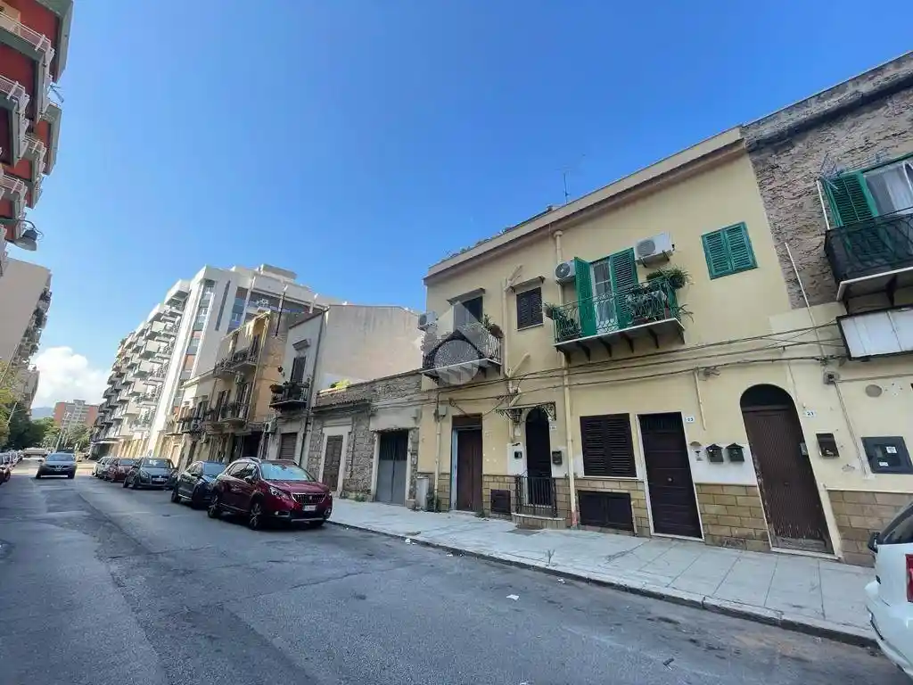 Appartamento in vendita a Palermo