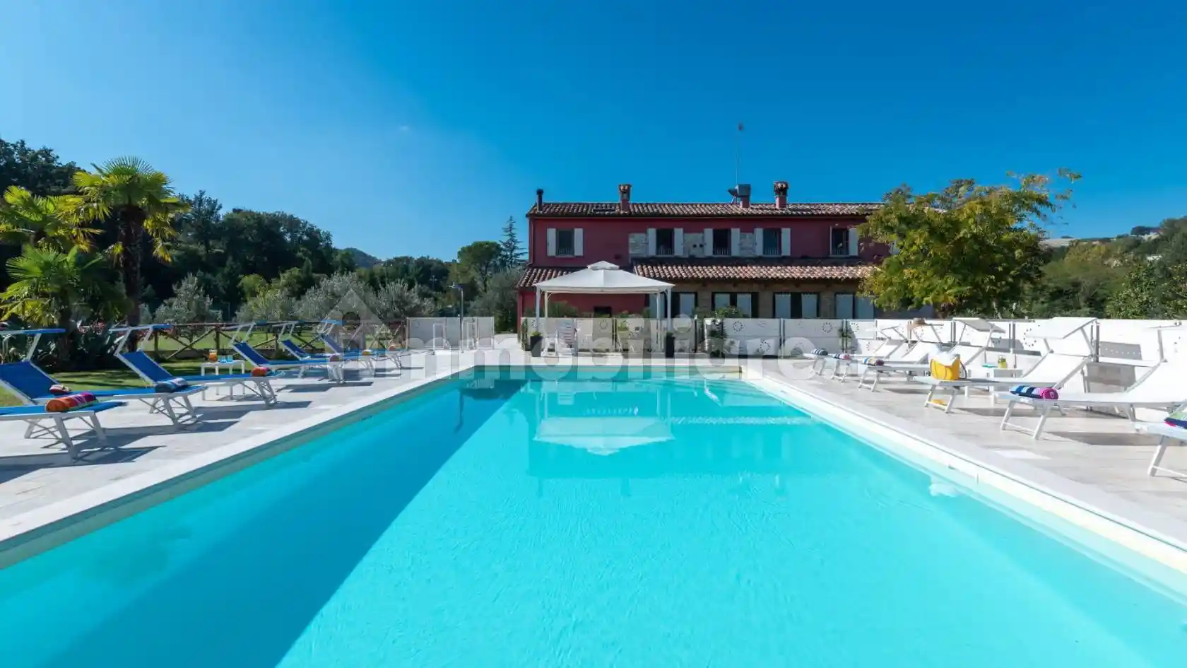 Villa in vendita a Fossombrone
