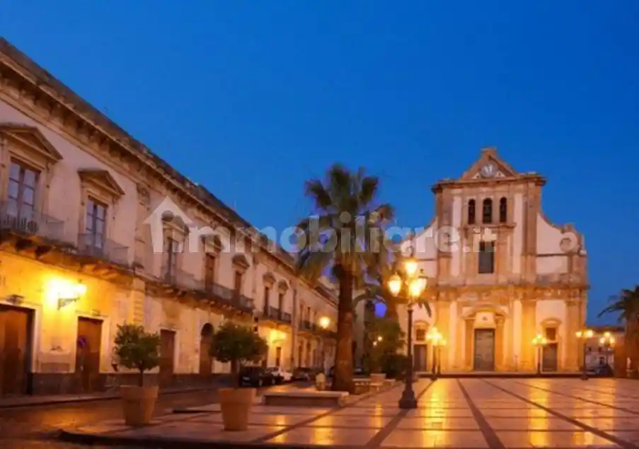 Appartamento in affitto a Augusta