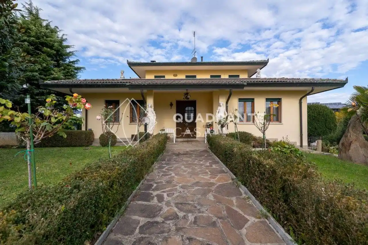 Villa in vendita a Pernumia