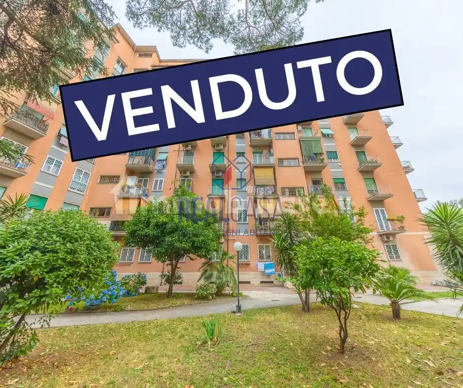Appartamento in vendita a Roma