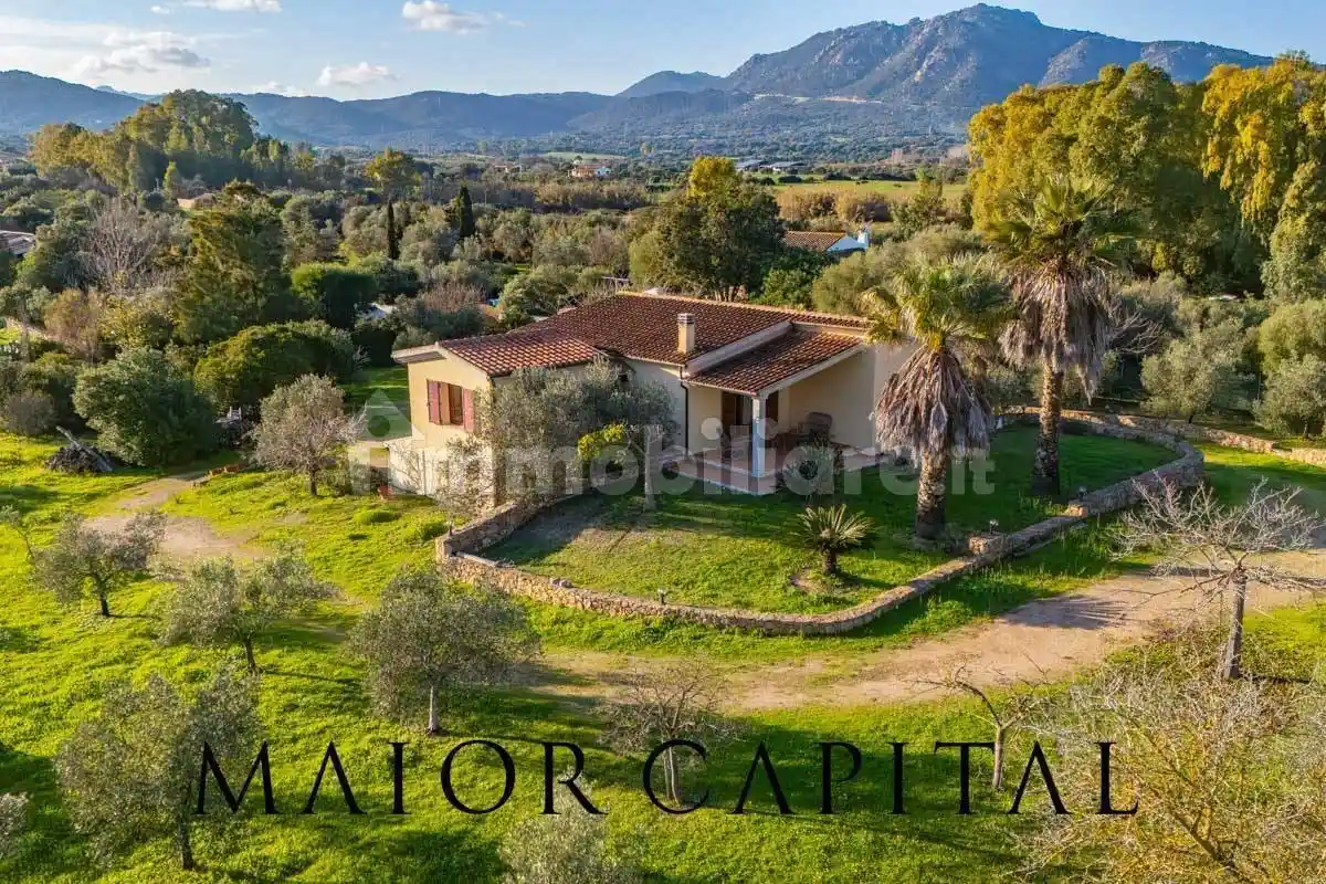 Villa in vendita a Olbia