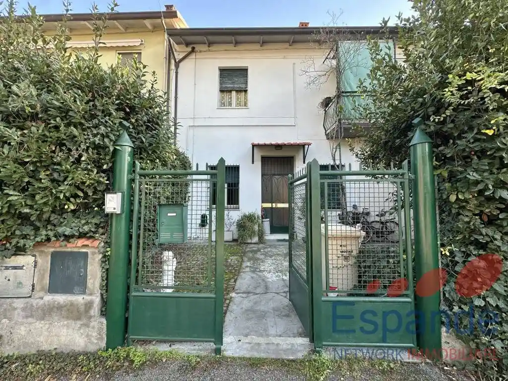 Villa in vendita a Forlì