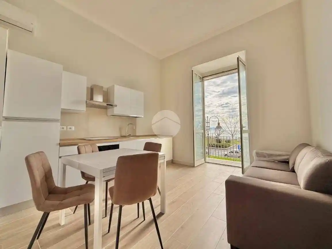 Appartamento in affitto a Pozzuoli