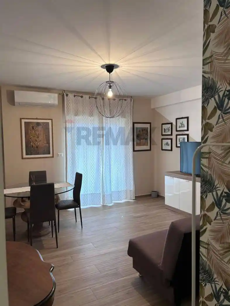 Appartamento in affitto a Aci Castello