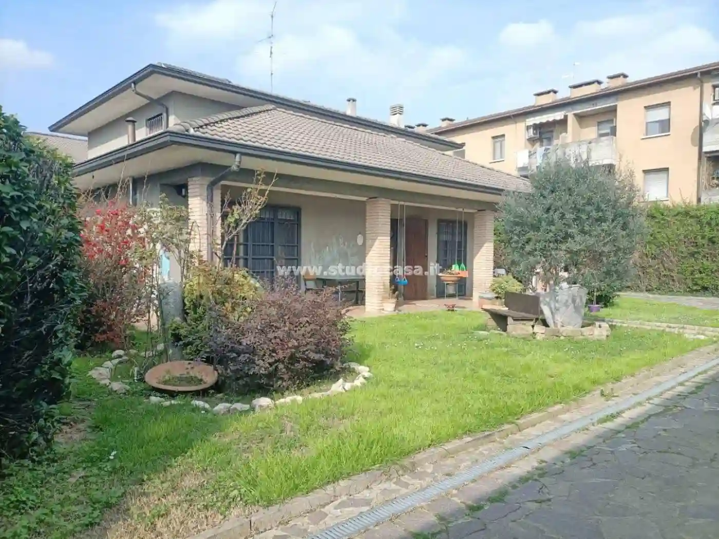 Villa - foto 2