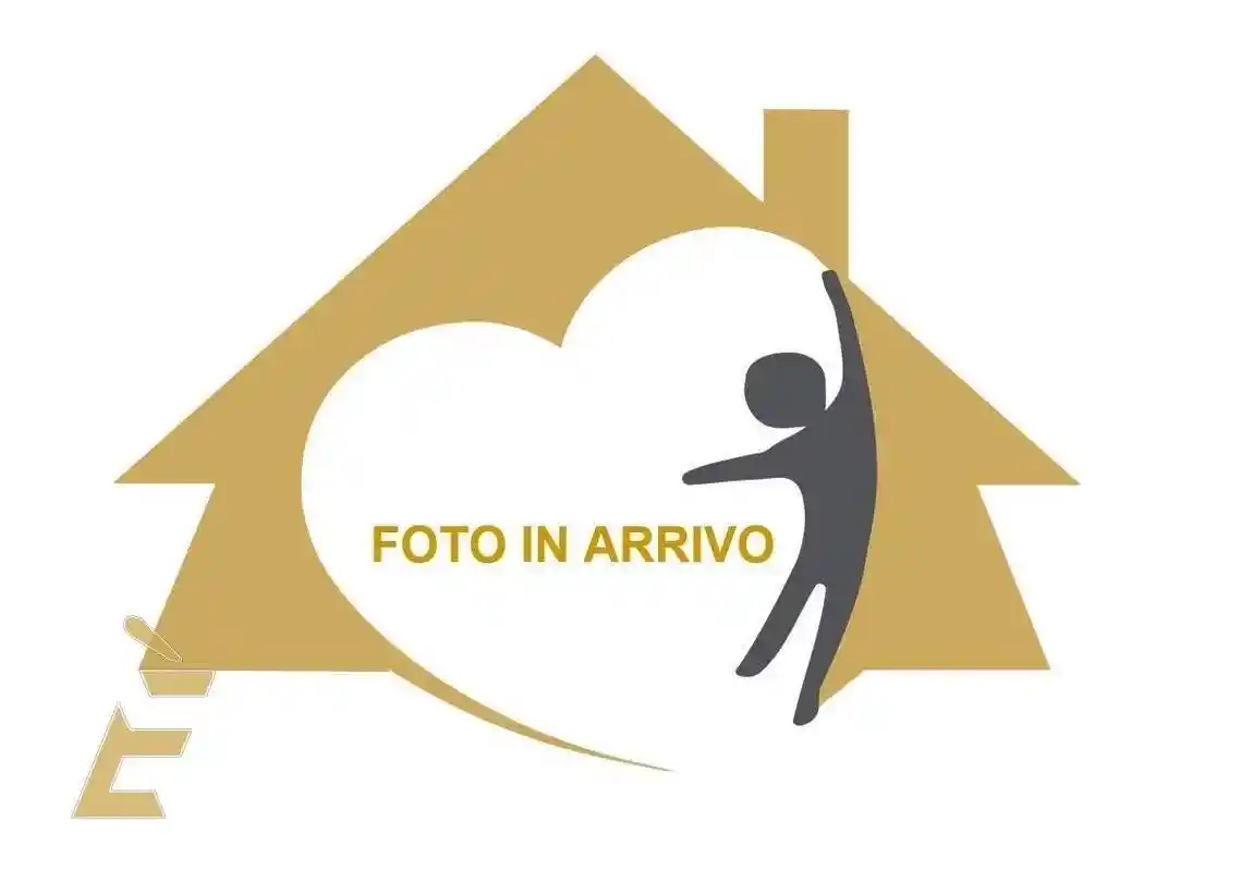 Rustico - Casale in vendita a Cave