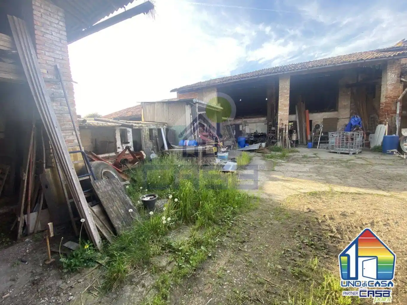 Rustico - Casale in vendita a Izano