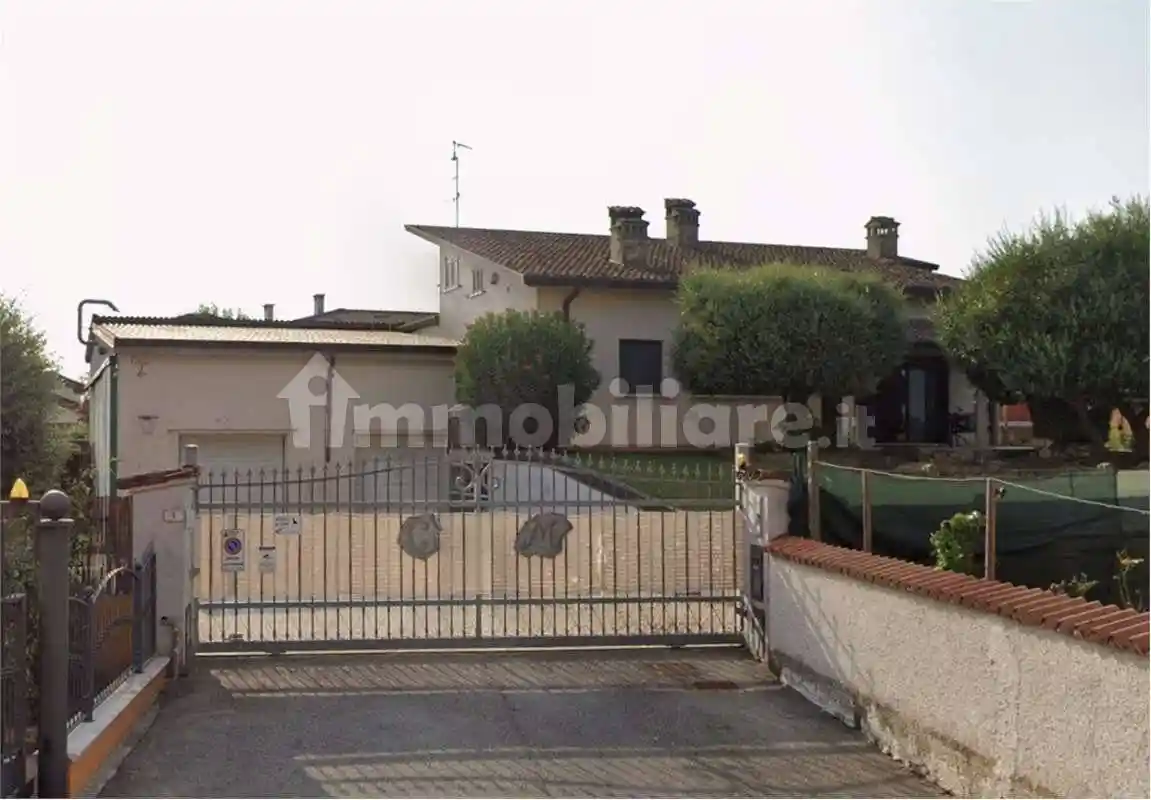 Villa in vendita a Asola