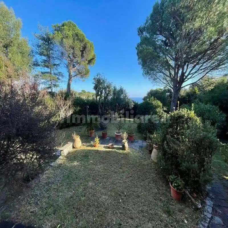 Appartamento in vendita a Arenzano