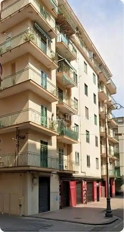 Appartamento in vendita a Salerno