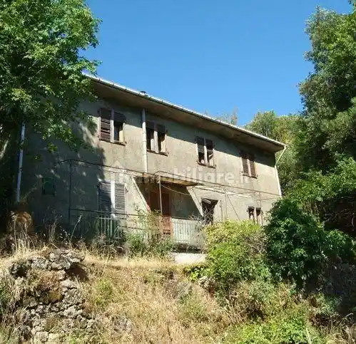 Villa in vendita a Camaiore