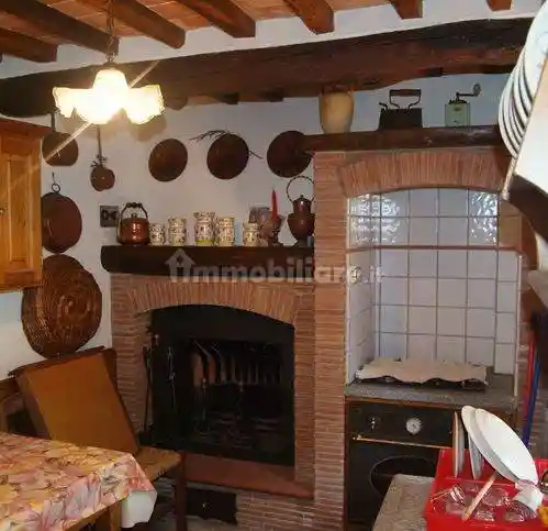 Rustico - Casale in vendita a Camaiore