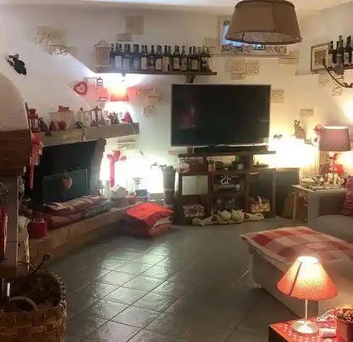 Casa indipendente in vendita a Camaiore