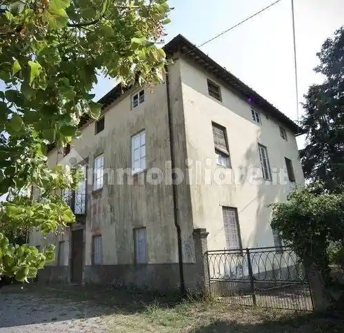 Villa in vendita a Lucca