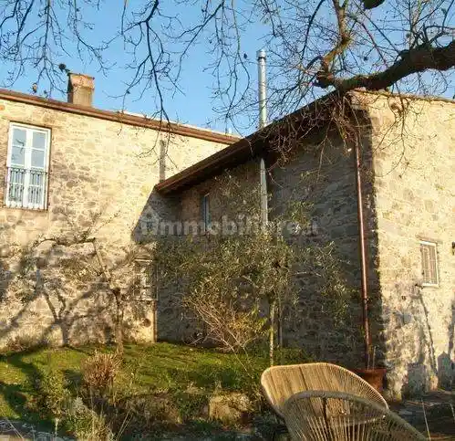 Casa indipendente in vendita a Camaiore