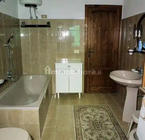 Rustico - Casale in vendita a Camaiore