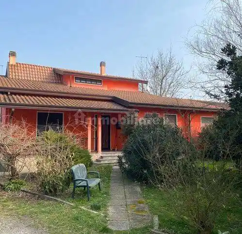 Villa in vendita a Papozze