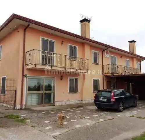 Villa in vendita a Taglio di Po