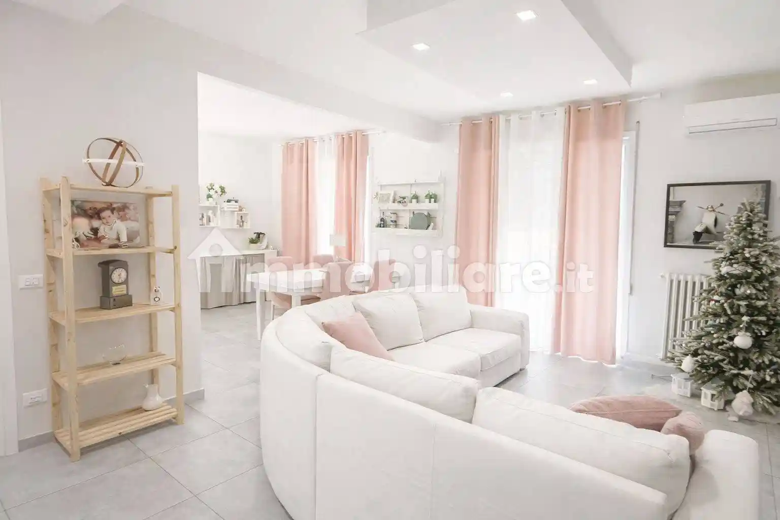 Appartamento in vendita a Fiumicino