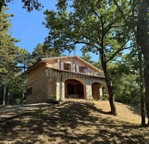 Villa in vendita a Tuoro sul Trasimeno