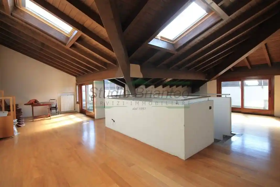 Casa indipendente in vendita a Cesano Maderno