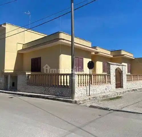 Villa in vendita a Botrugno