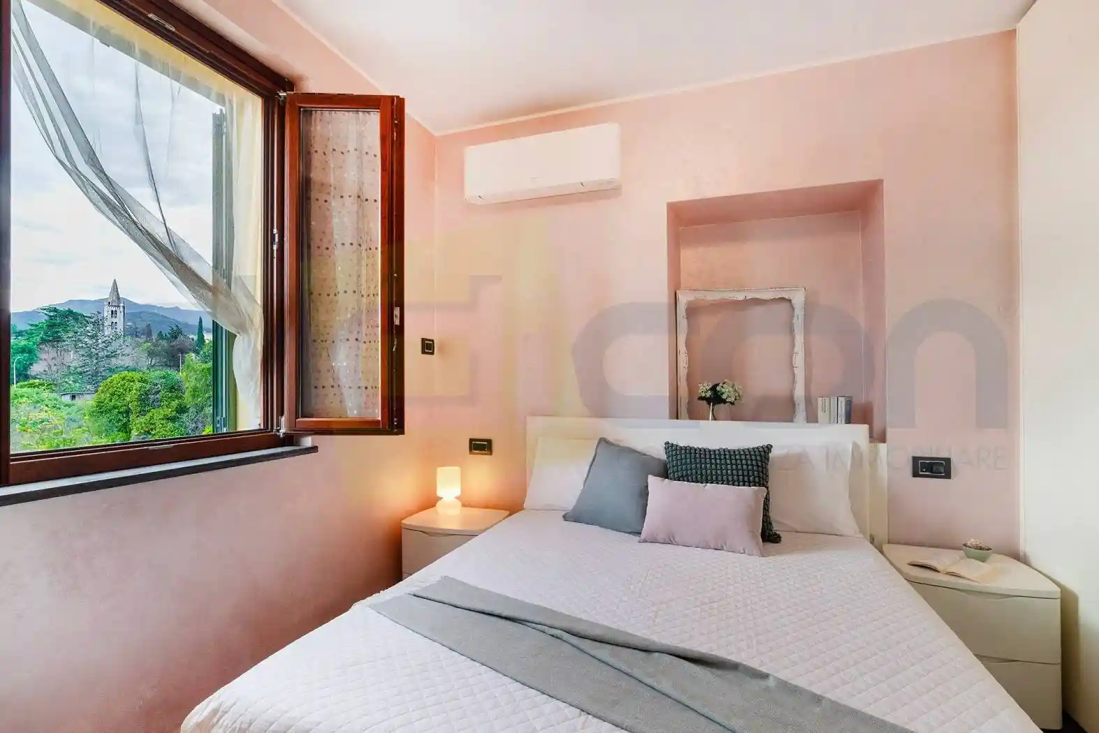 Appartamento in vendita a Borgio Verezzi