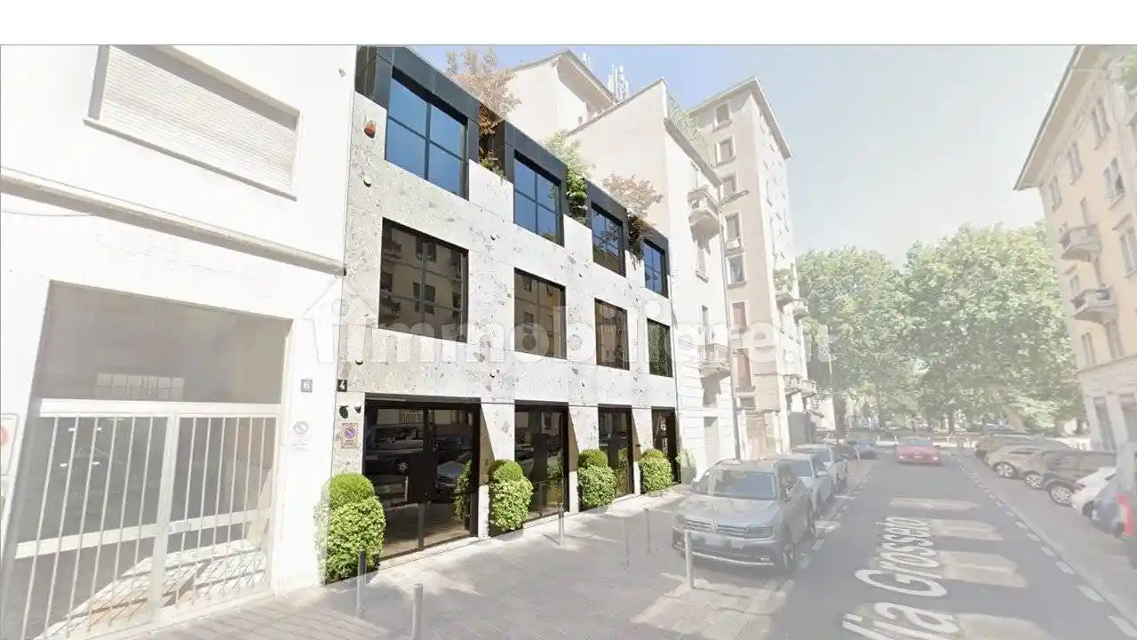 Palazzo - Edificio in vendita a Milano