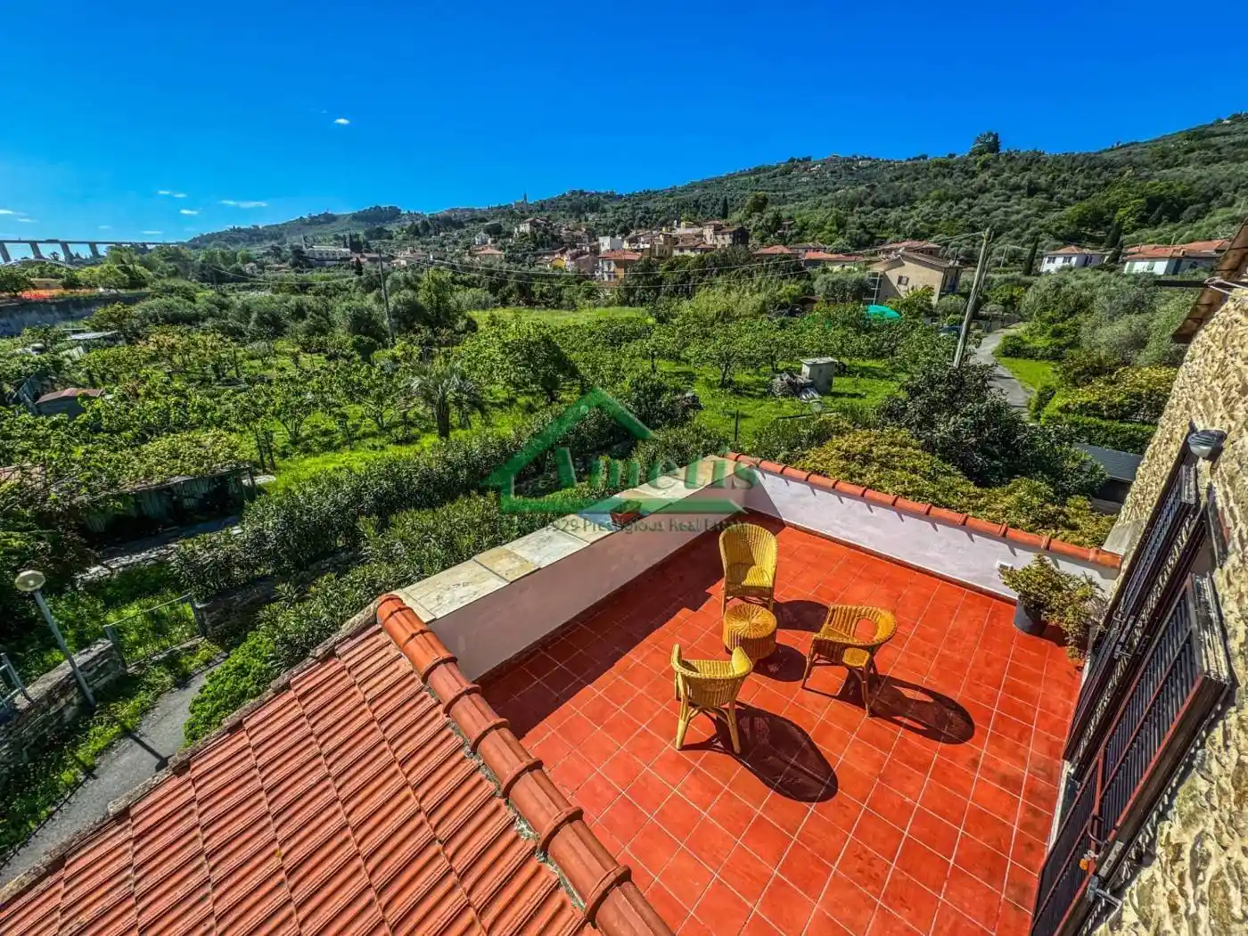 Appartamento in vendita a Imperia