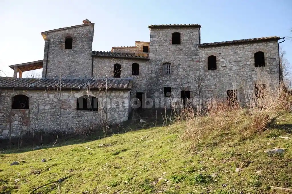 Rustico - Casale in vendita a Colle di Val d'Elsa