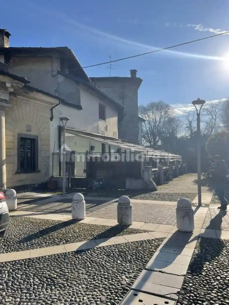 Palazzo - Edificio in vendita a Martinengo