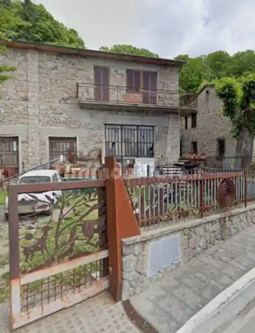 Appartamento in vendita a Santa Fiora