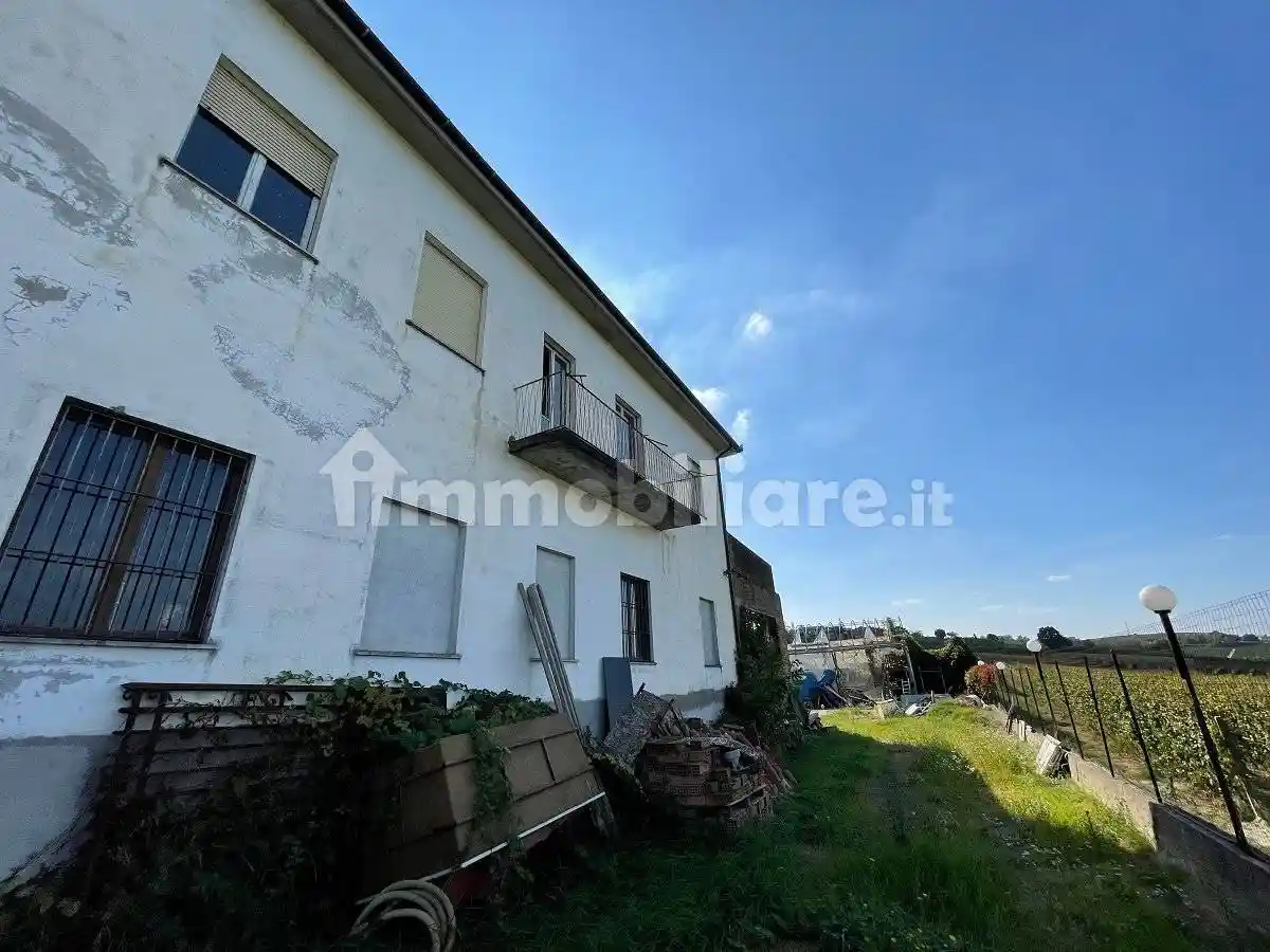 Rustico - Casale in vendita a Calosso