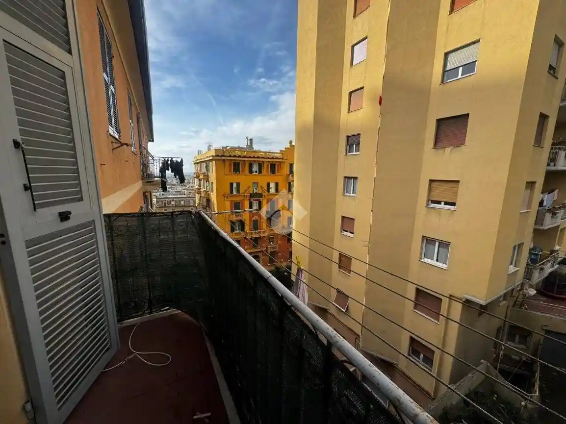 Appartamento in vendita a Genova