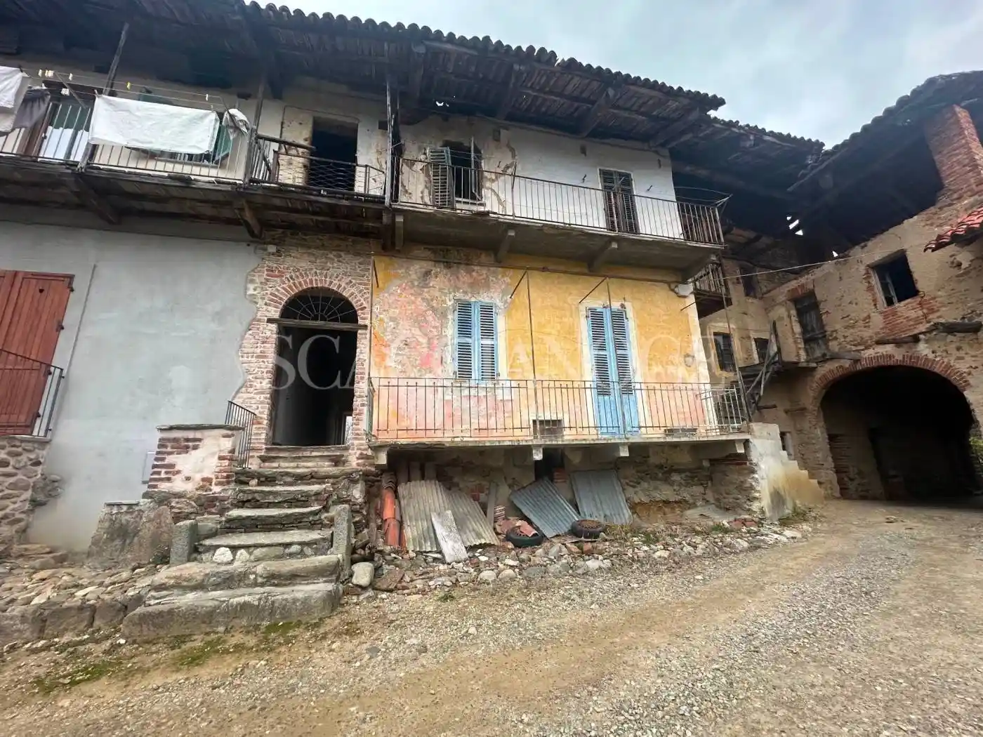 Rustico - Casale in vendita a Zubiena