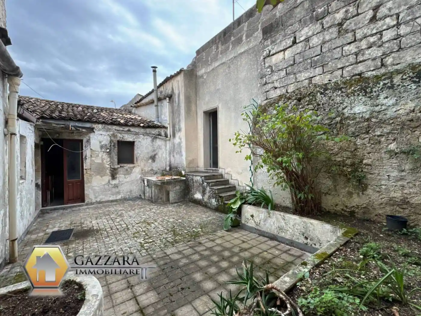 Casa indipendente in vendita a Canicattini Bagni