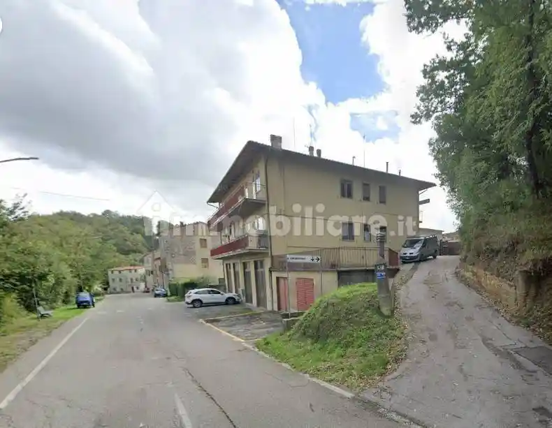 Appartamento in vendita a Semproniano