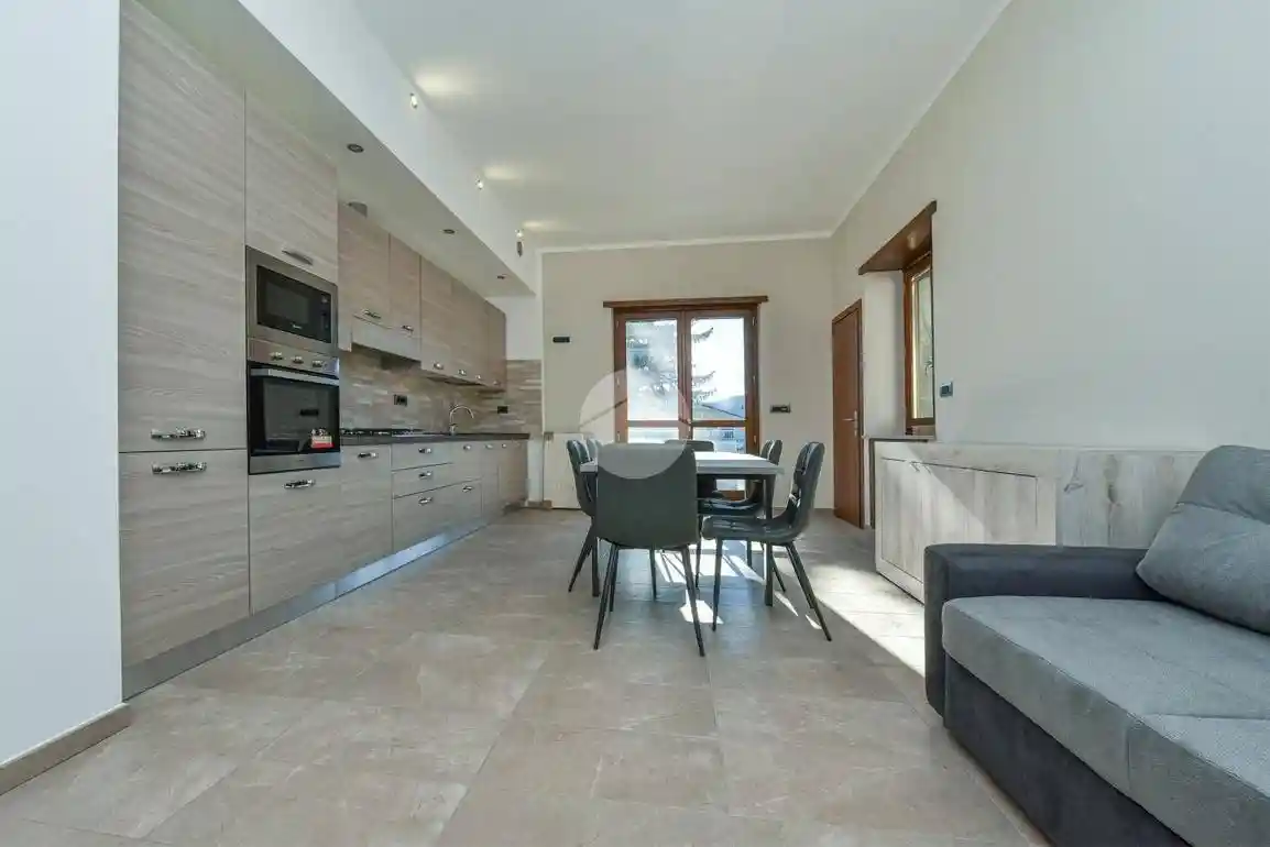 Appartamento in vendita a Coazze