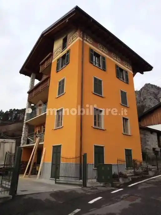 Appartamento in vendita a Piazzatorre