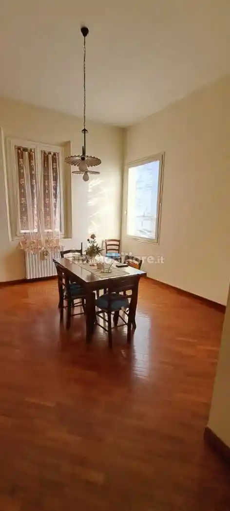 Appartamento in vendita a Livorno