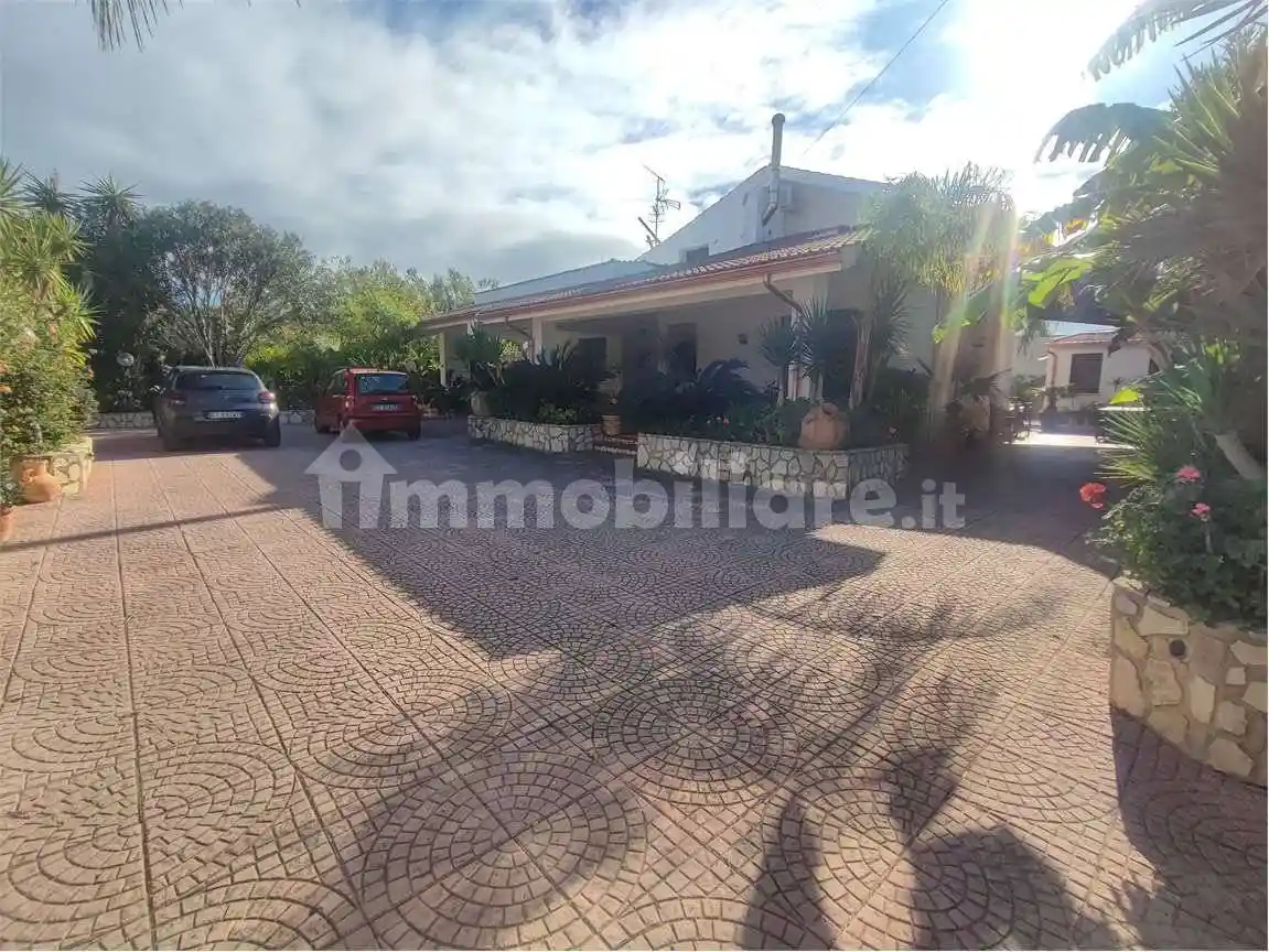 Villa in vendita a Carini