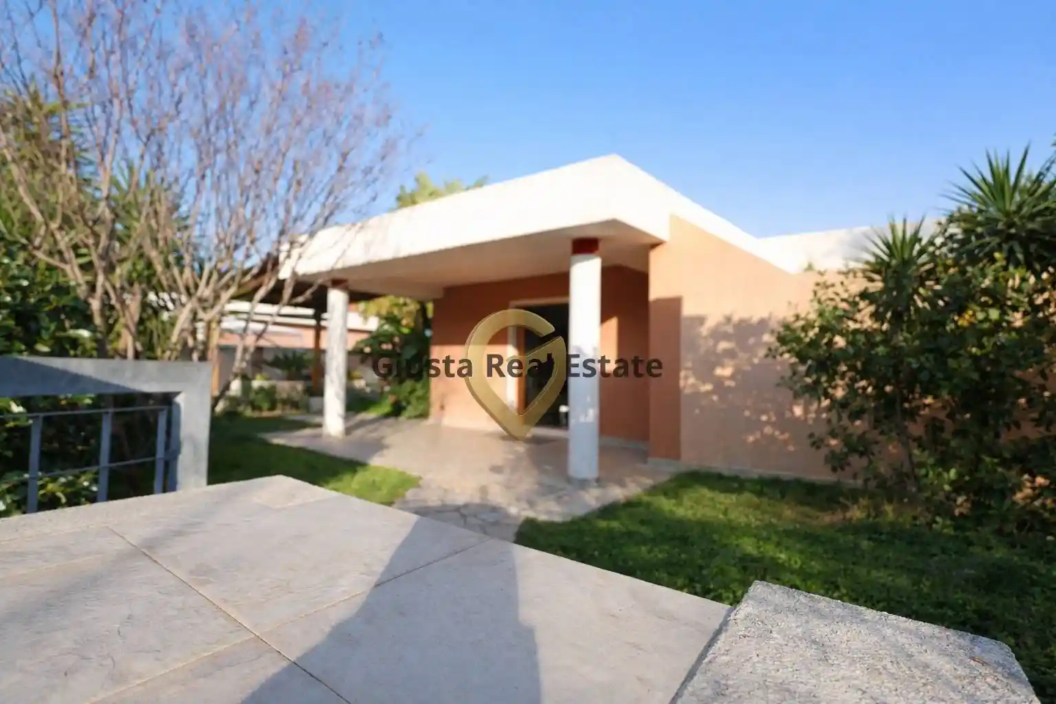 Villa in vendita a Brindisi