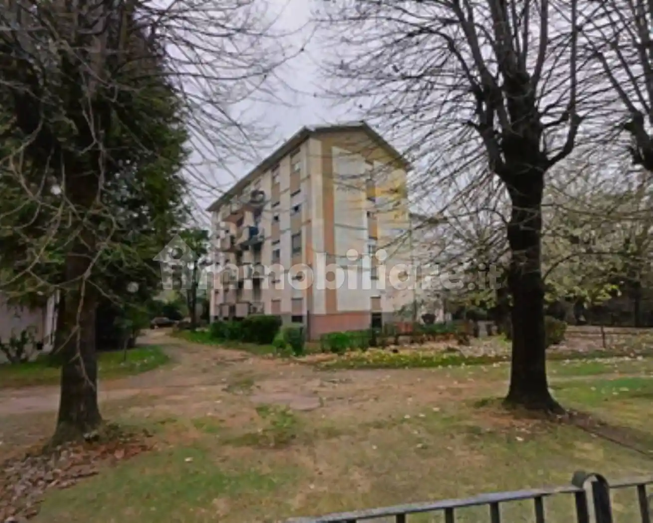 Appartamento in vendita a Seregno