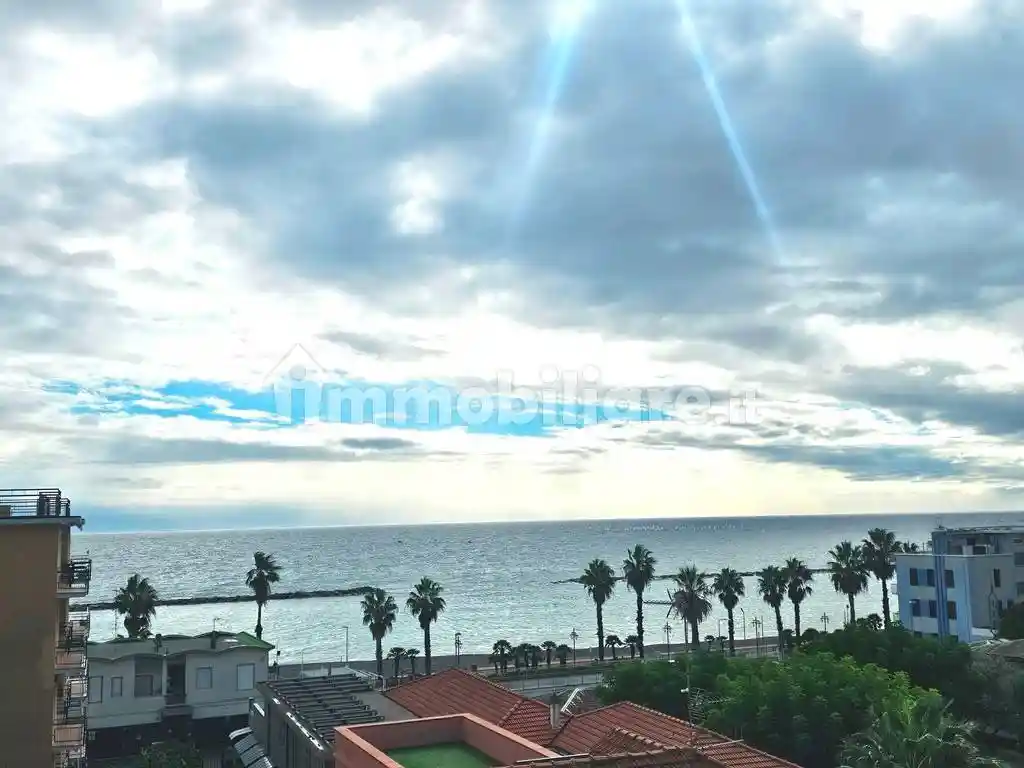 Appartamento in vendita a San Bartolomeo al Mare