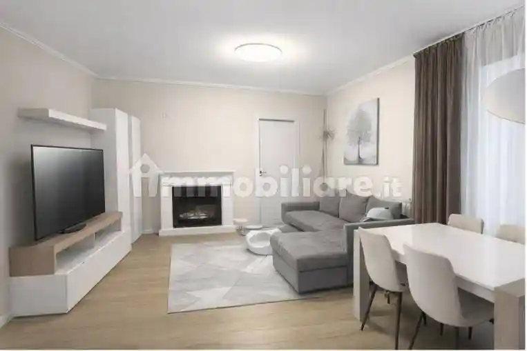 Appartamento in vendita a Lavena Ponte Tresa